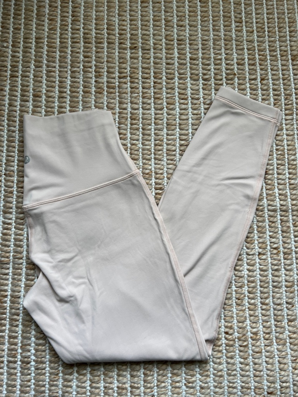 Lululemon Ballet Pink Align Leggings 25” Size 6 Double Lined